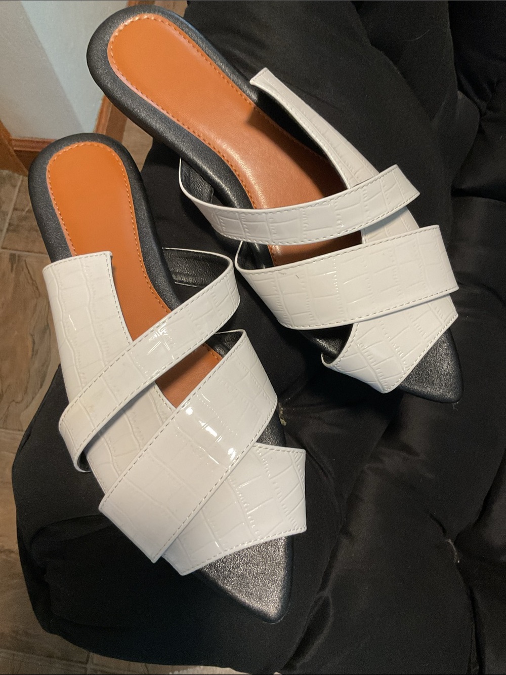 Open Point Toe White flat Mule/ Shoe, 9.5